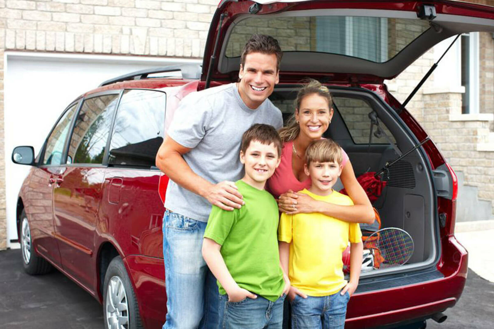 Pitch Black Lux Car Service logo